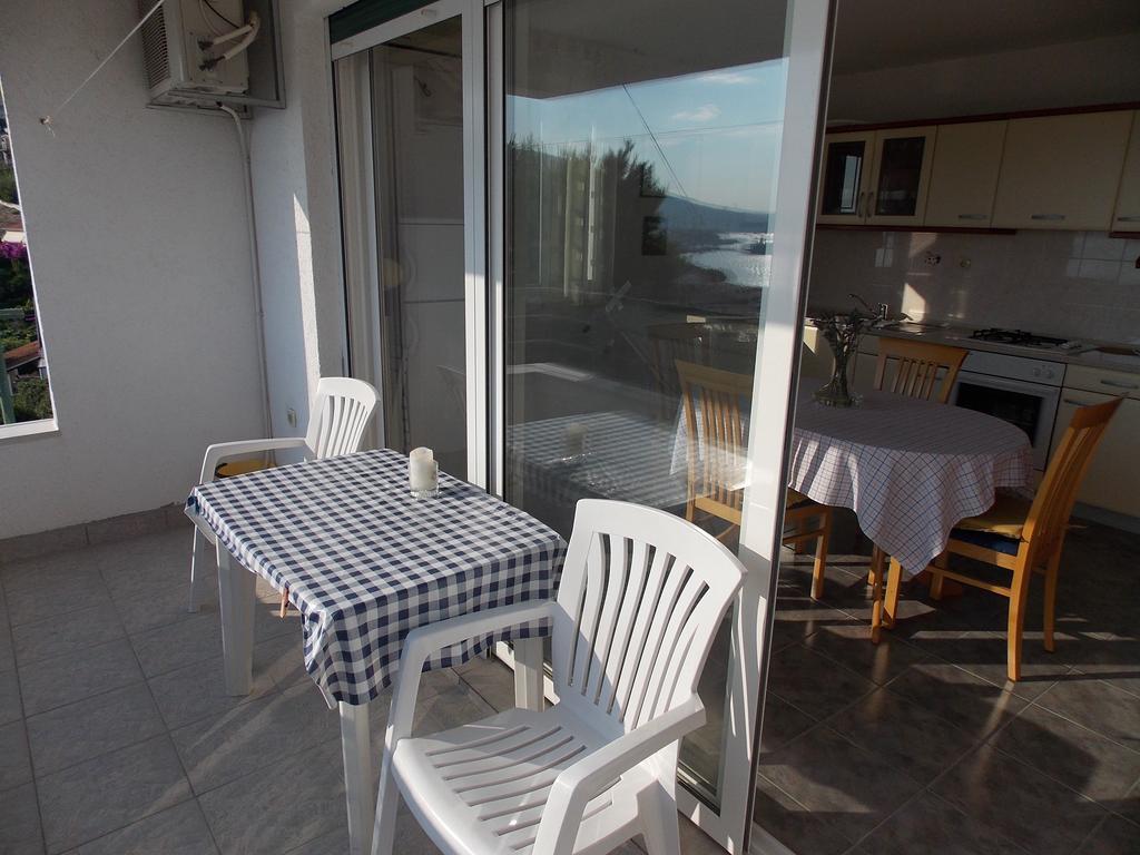 Apartments Villa Goja Trogir Extérieur photo